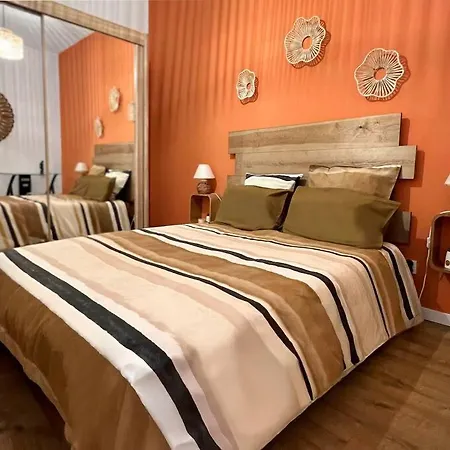 A Deux Pas Des Arenes 아파트 *